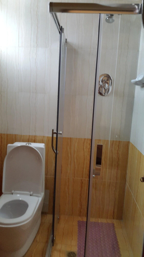 Bathroom 4, C Fun Addis Hotel, Addis Abeba