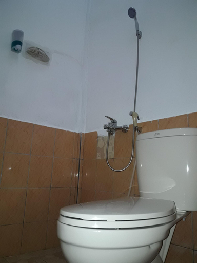 Bathroom 4, The Teuz Hotel, West Manggarai