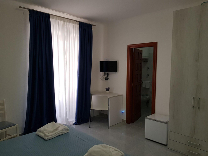 Bedroom 3, Villa Loreta, Napoli
