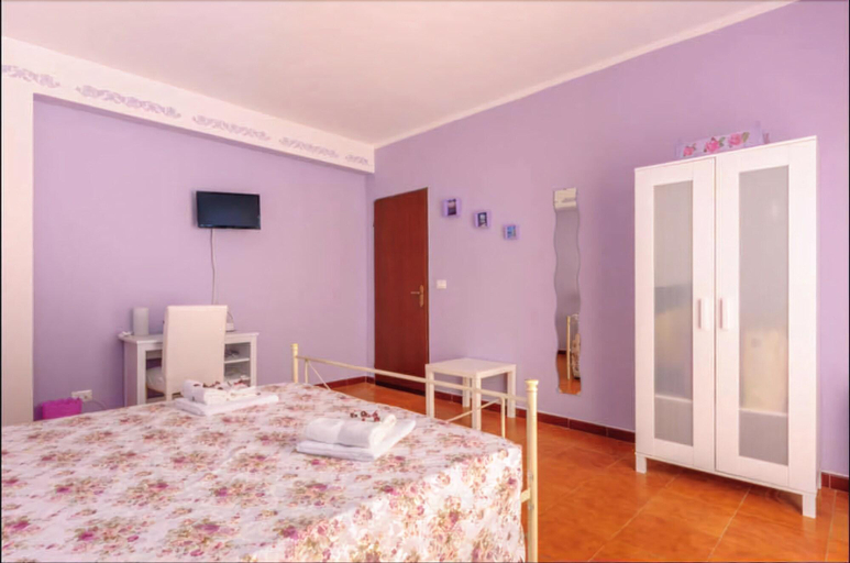 Bedroom 2, Dragonfly B&B, Trapani
