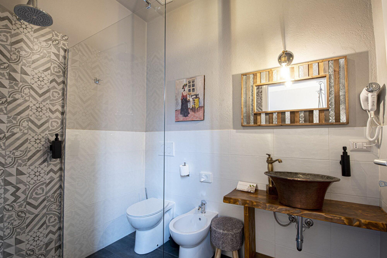 Bathroom 5, B&B Balbis Choco House, Torino