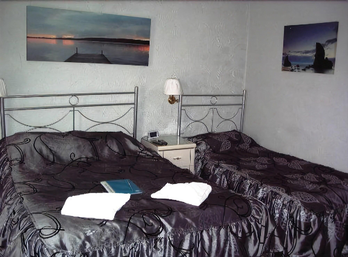 Bedroom 2, Sherborne Lodge, Devon