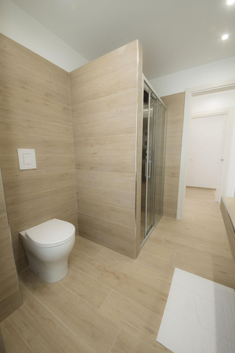 Bathroom 5, B&B Chérie - Centro Di Salerno, Salerno