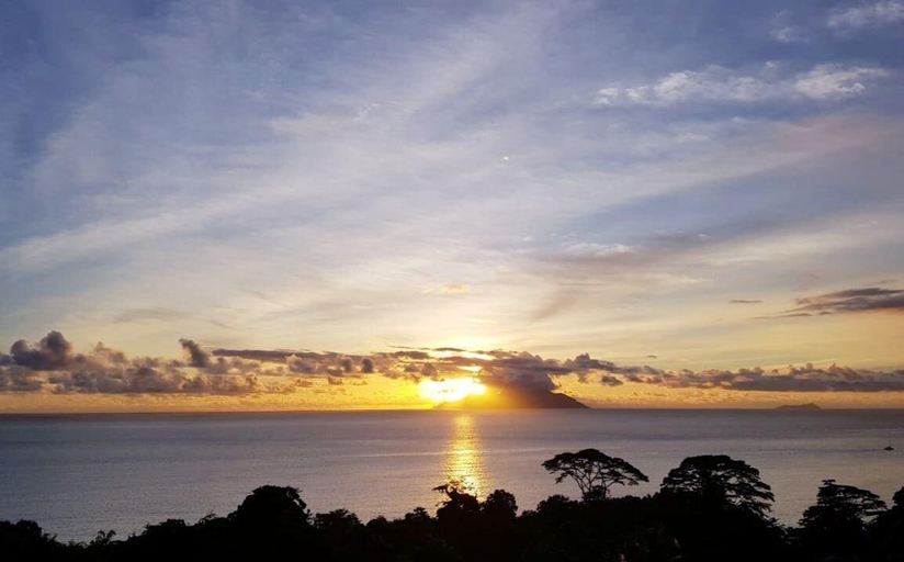 Exterior & Views 2, Calm Sorento