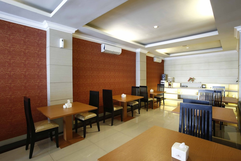 Public Area, RedDoorz @ Kebayoran Lama, South Jakarta