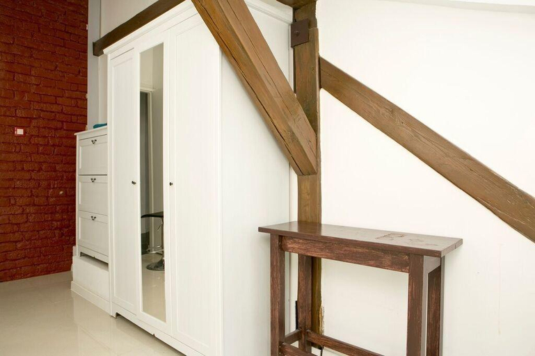 Others 5, Apartamenty Hoza Attic Studio, Warsaw