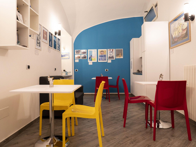 Others 4, B&B Napoli Storica, Napoli