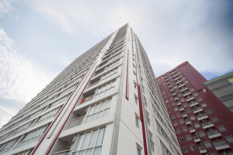 Exterior & Views 1, RedDoorz Apartment @ Taman Melati Margonda, Depok