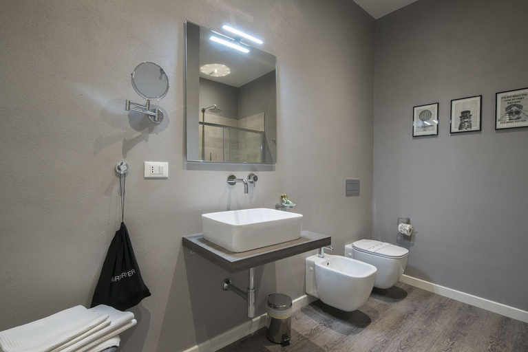 Bathroom 5, Steam House - Room & Breakfast, Bologna