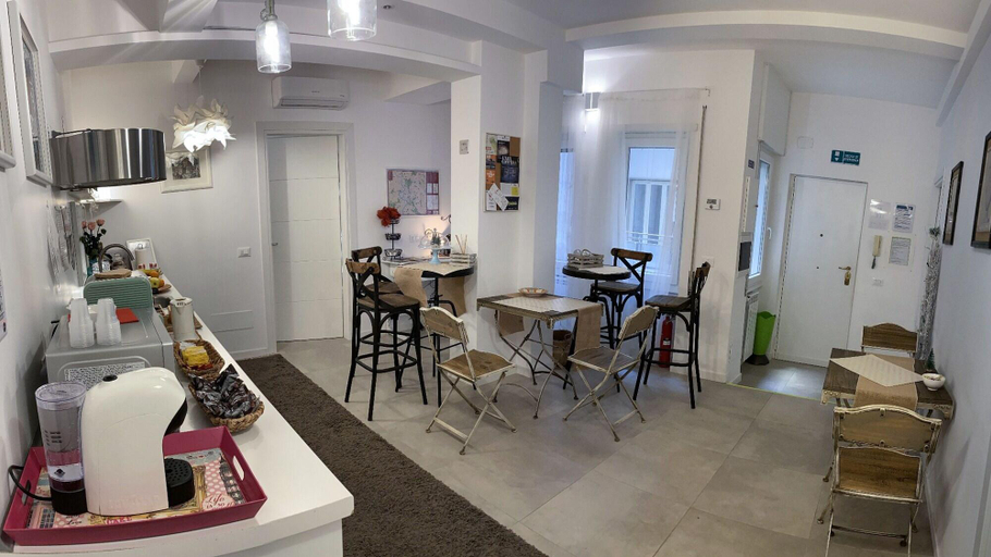 Food & Drinks 4, Tempo Lento, Rome