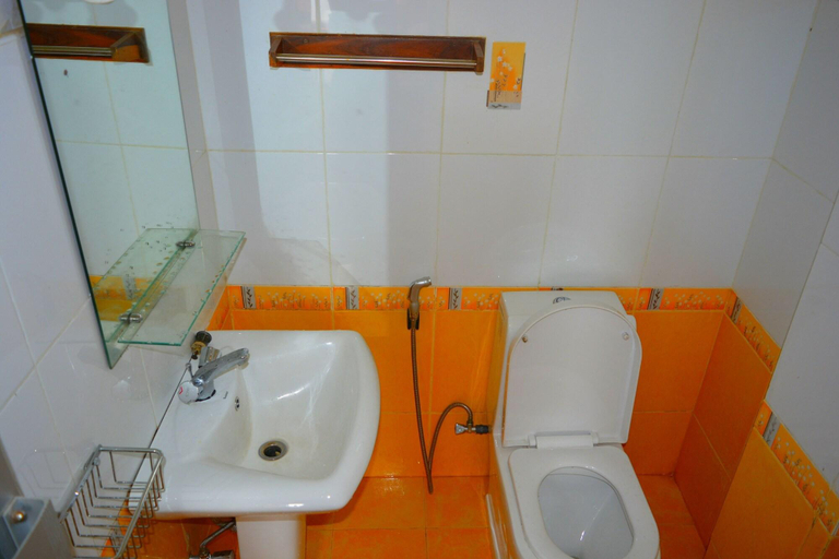 Bathroom 5, Hill Paradise Nuwaraeliya, Nuwara Eliya
