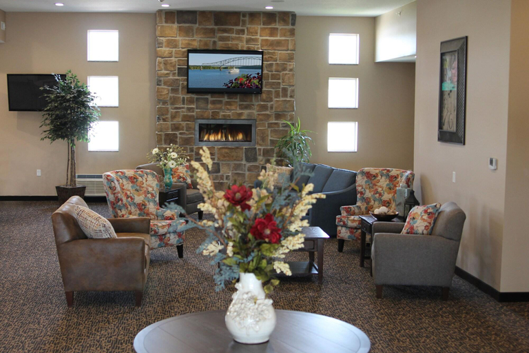 Public Area 2, Cobblestone Inn & Suites - Fort Madison, Lee