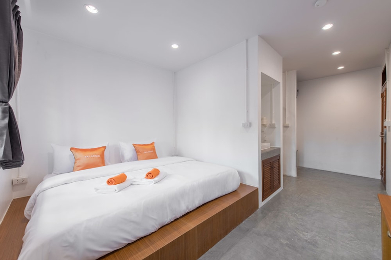 Bedroom 21