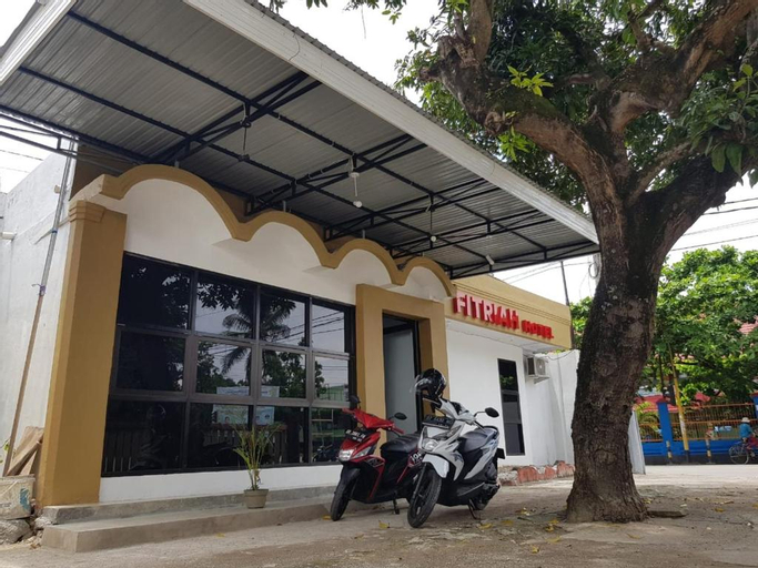 Fitriah Hotel, Bau-Bau