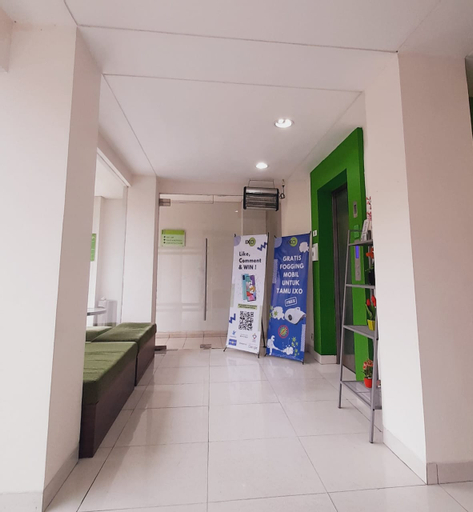 IXO Hotel Bekasi, Bekasi