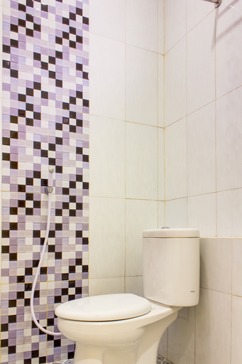 Bathroom 4, OYO 3418 Penginapan May Lindon Syariah, Bogor