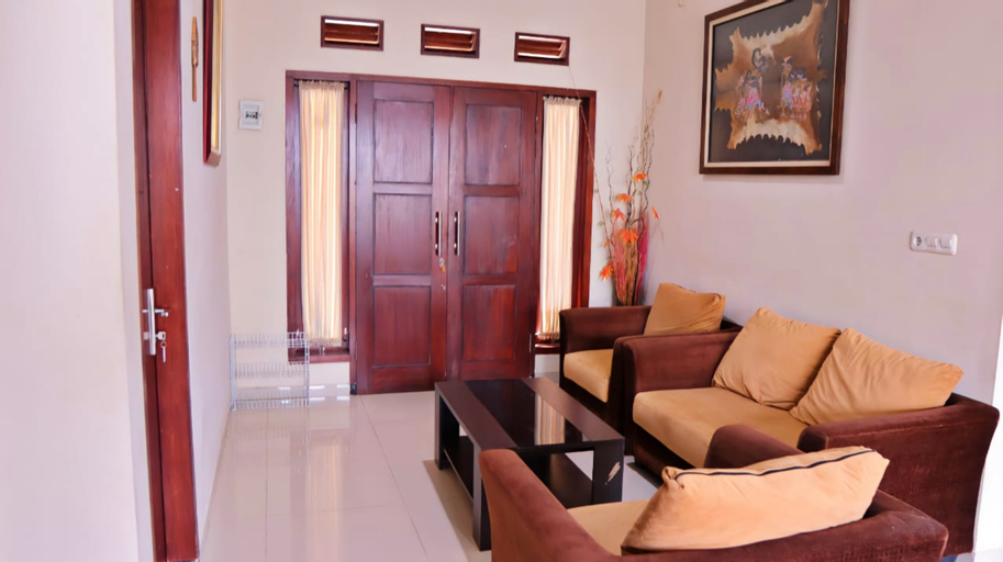 Dining Room 5, The New Villa Heritage (5BR), Malang