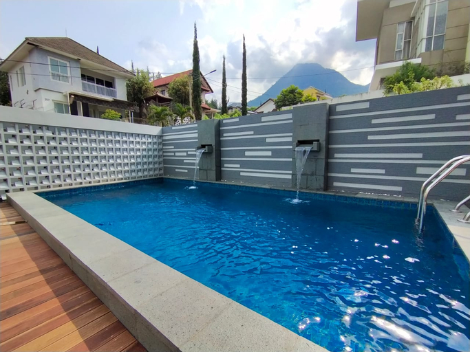 Gandaria Villa Batu, Malang