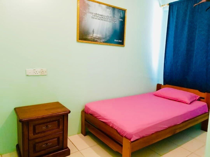 Bedroom 1, Rainbow Covenant 29, Kota Kinabalu
