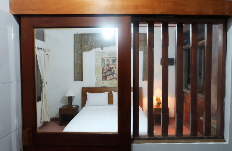 Public Area 3, Katang-katang Guest House Bali, Denpasar
