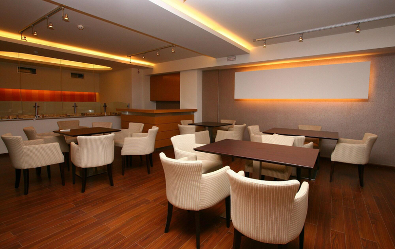 Public Area 2, Hotel Flisvos, Peloponnese