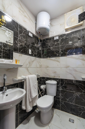 Bathroom 5, Pyramids Village Inn, Unorganized in Al Jizah