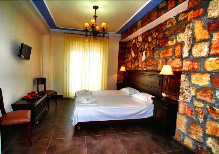 Bedroom 2, Iris Spa, Central Greece