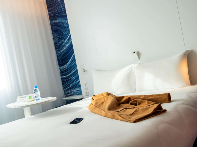 Bathroom 4, ibis Styles Paris Orly Airport, Essonne