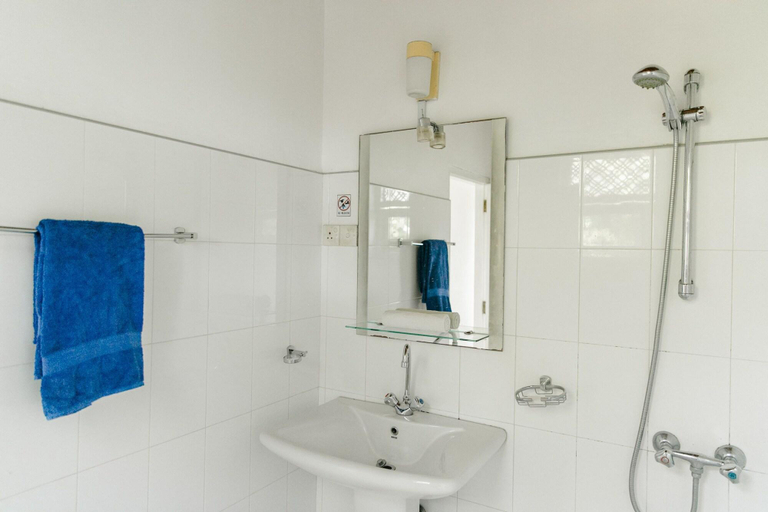 Bathroom 4, Nuga Eden Tangalle, Tangalle