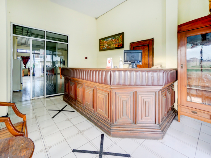 Public Area 2, OYO 90371 Hotel Tawang Argo, Malang