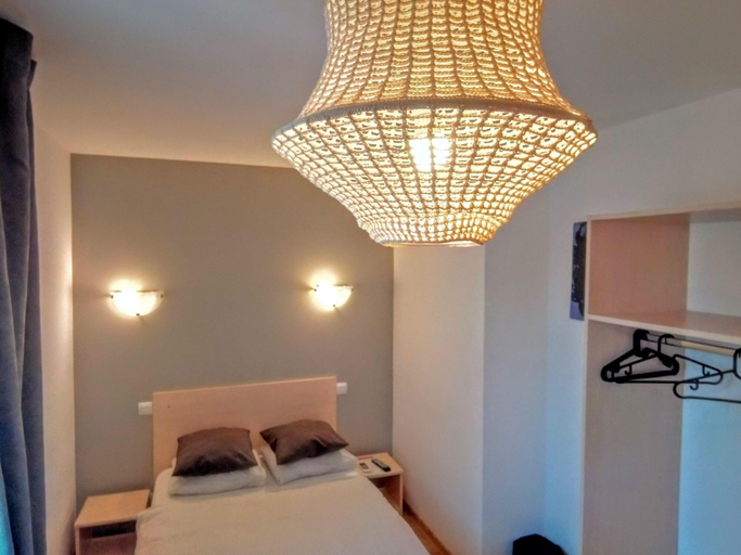 Others 5, Central Guesthouse, Municipiul Bucuresti