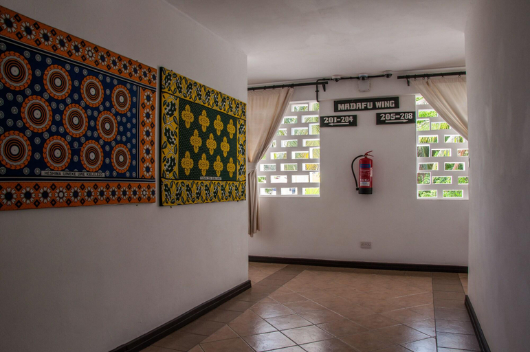 Public Area 3, Kahama Hotel Mombasa, Kisauni