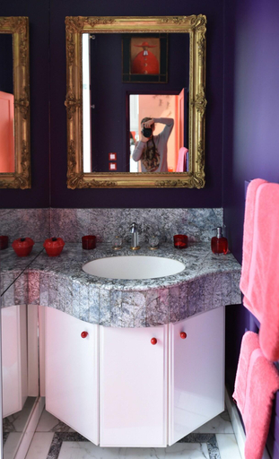 Bathroom 5, Le 61 Berthier, Paris