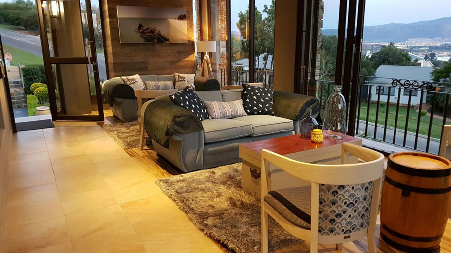 Public Area, Bay View Guest House Somerset West, City of Cape Town
