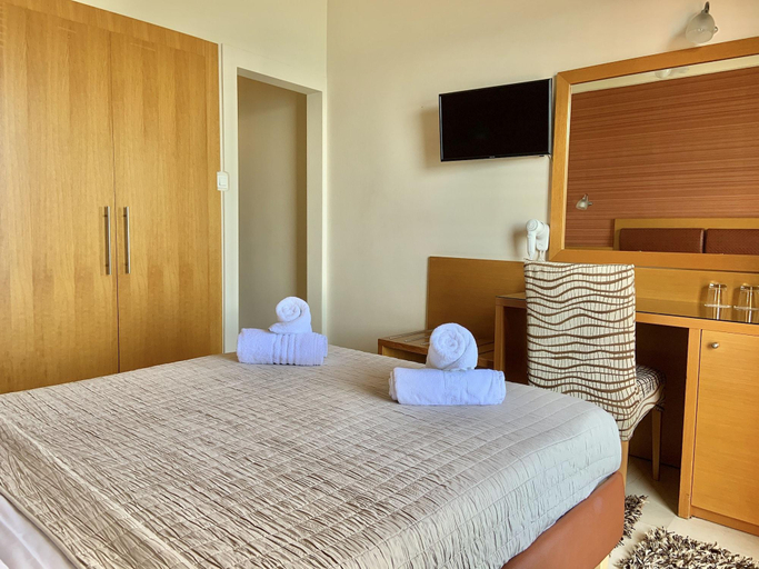 Bedroom 3, Hotel Flisvos, Peloponnese