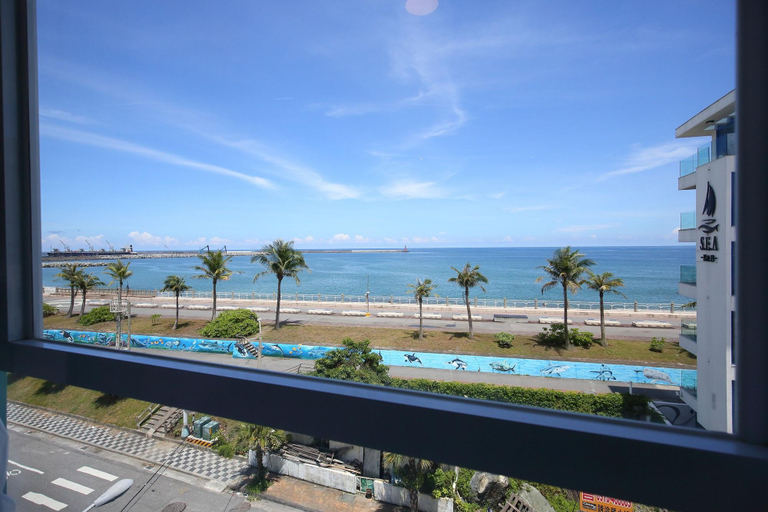 Exterior & Views 2, Blue Ocean Seaview Elevator Hostel-Dongdamen Night Market, Hualien