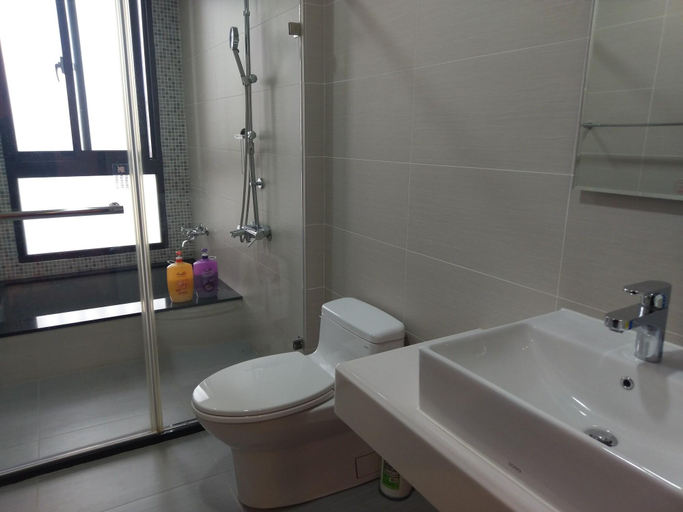 Bathroom 5, Harmony Village 2, Yilan