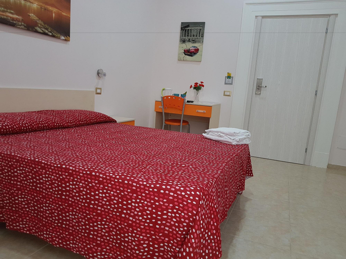 Bedroom 4, B&B Napul'è, Napoli