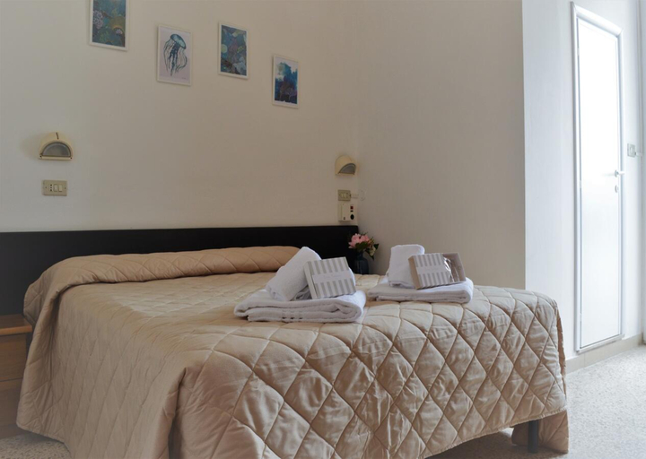 Bedroom, SONNE Hotel Rimini, Rimini