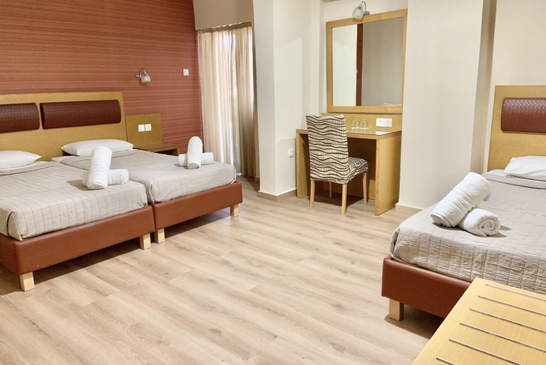 Bedroom 3, Hotel Flisvos, Peloponnese