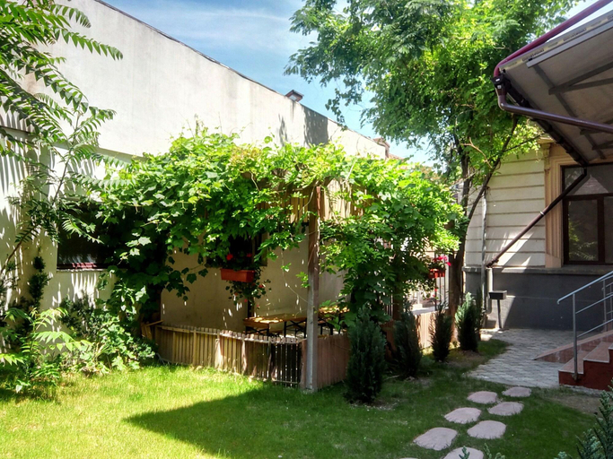 Exterior & Views 2, Central Guesthouse, Municipiul Bucuresti