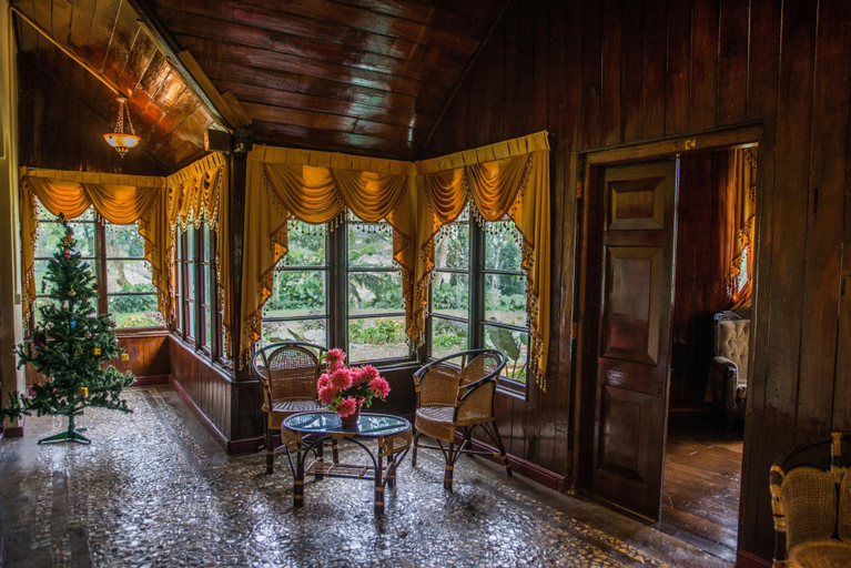 Public Area 3, Royal Majesty Bungalow, Ambagamuwa