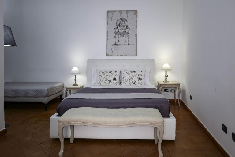 Bedroom 4, Corte Segreta Apartments, Salerno