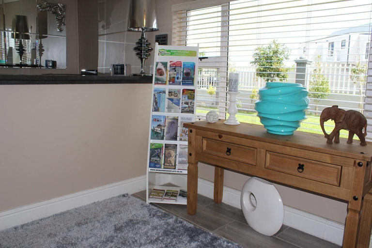 Public Area 3, Oude Schuur Boutique, Overberg