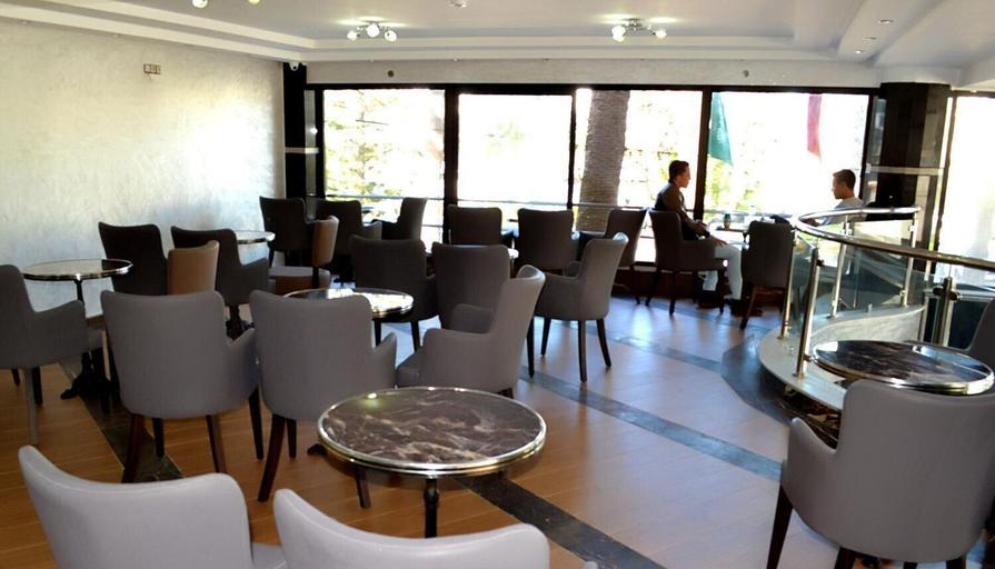 Food & Drinks 4, Hotel centre ville, El Jadida