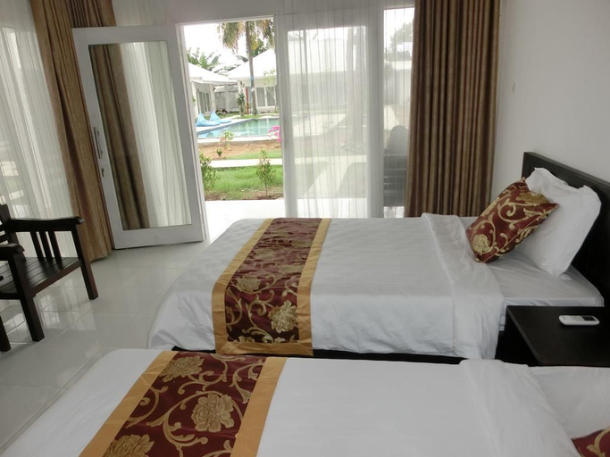 Bedroom 4, Lombok Holiday Hotel, Lombok