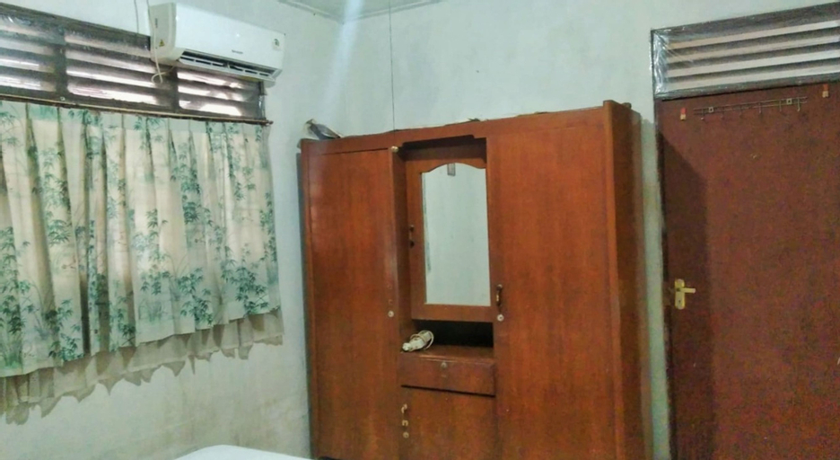 Blessing House Pisangan, East Jakarta