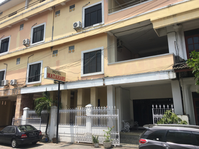 Exterior & Views 1, Hotel Matahari, Solo