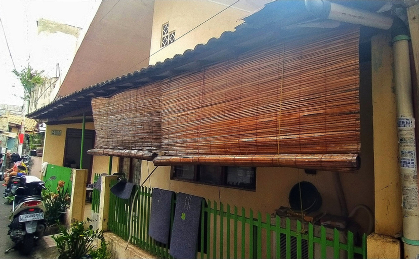 Blessing House Pisangan, East Jakarta