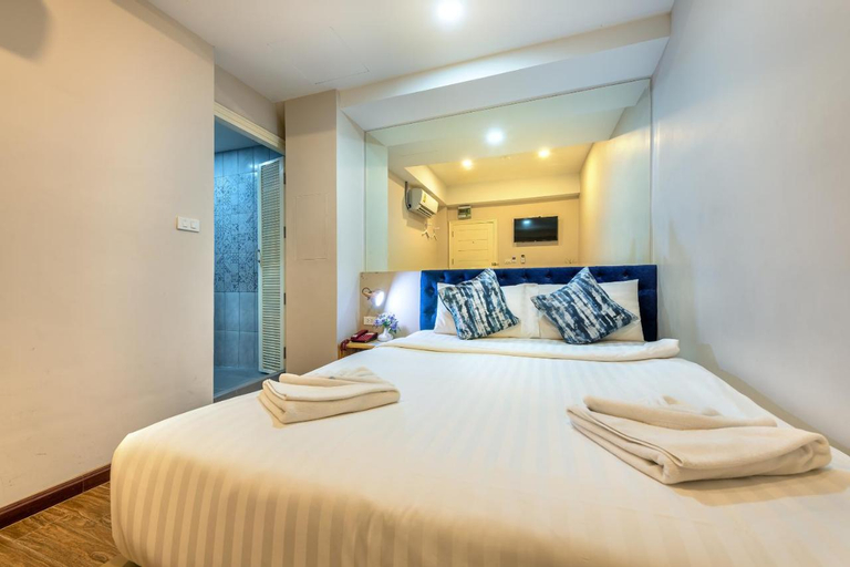 Bedroom 21